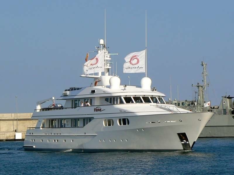 yacht vava 1